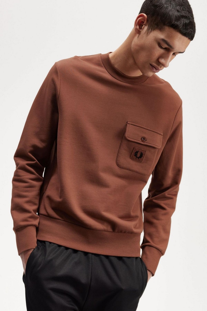 Fred Perry Badge Detail Crew Neck Sweatshirts Herren Braun | LCHTR58300