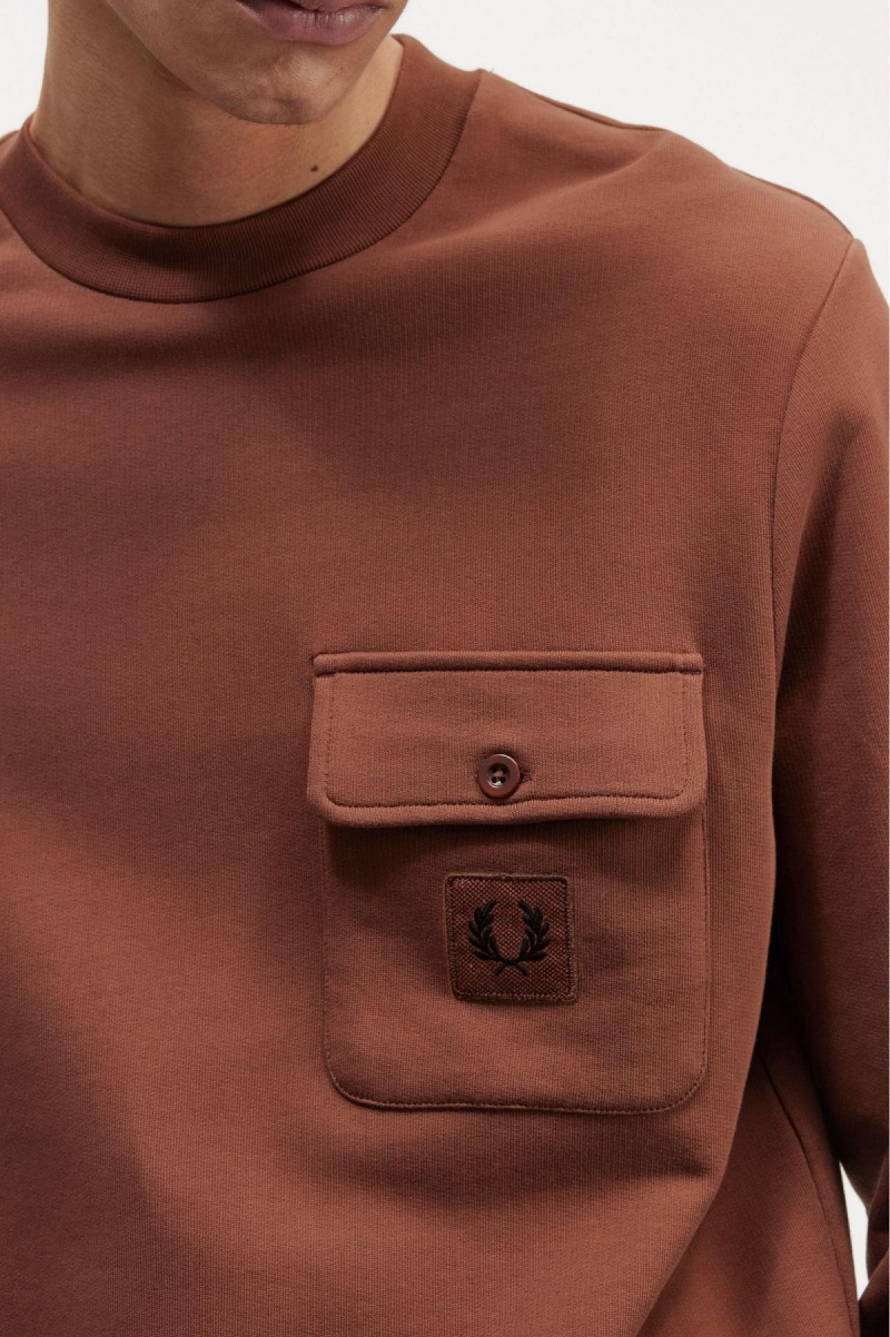 Fred Perry Badge Detail Crew Neck Sweatshirts Herren Braun | LCHTR58300
