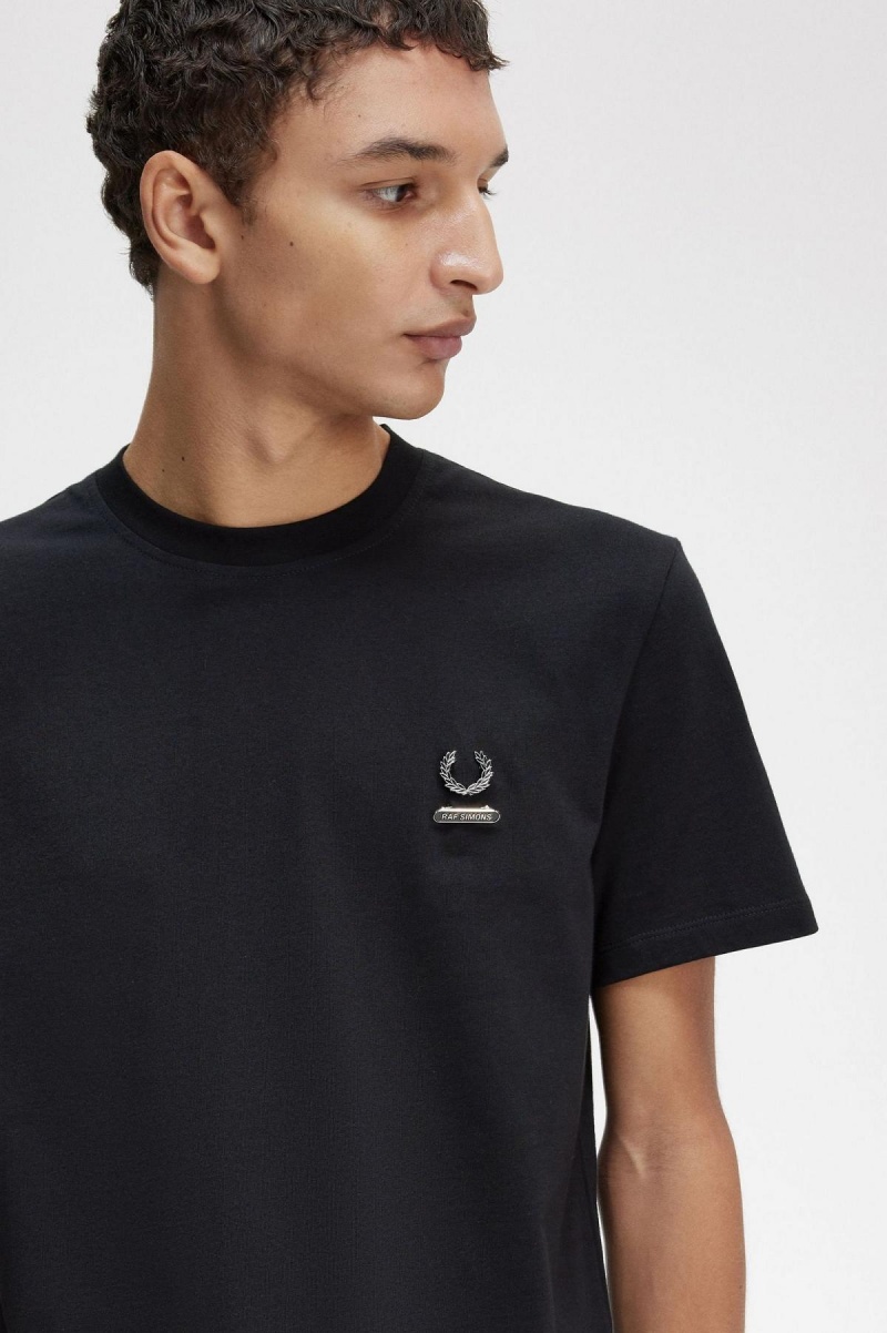 Fred Perry Enamel Pin T-shirts Herren Schwarz | CHJKU16152