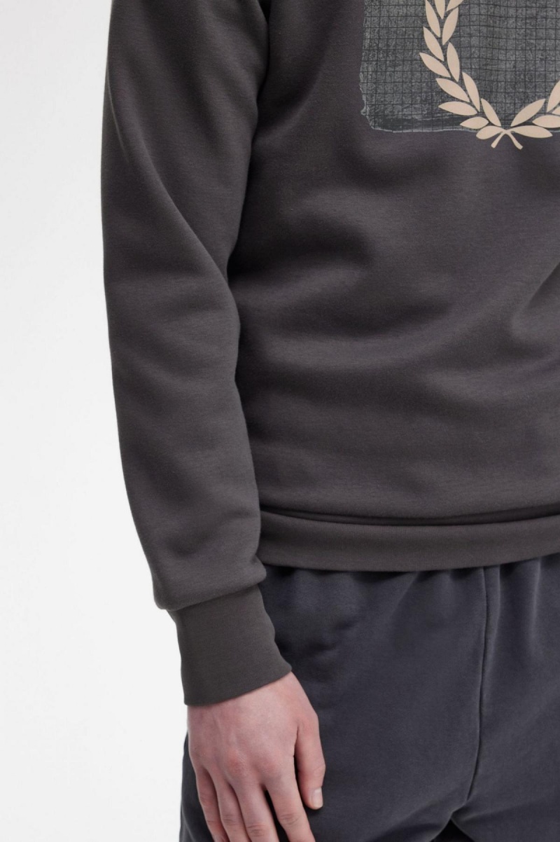 Fred Perry Layered Graphic Sweatshirts Herren Gunmetal | SCHVO24503