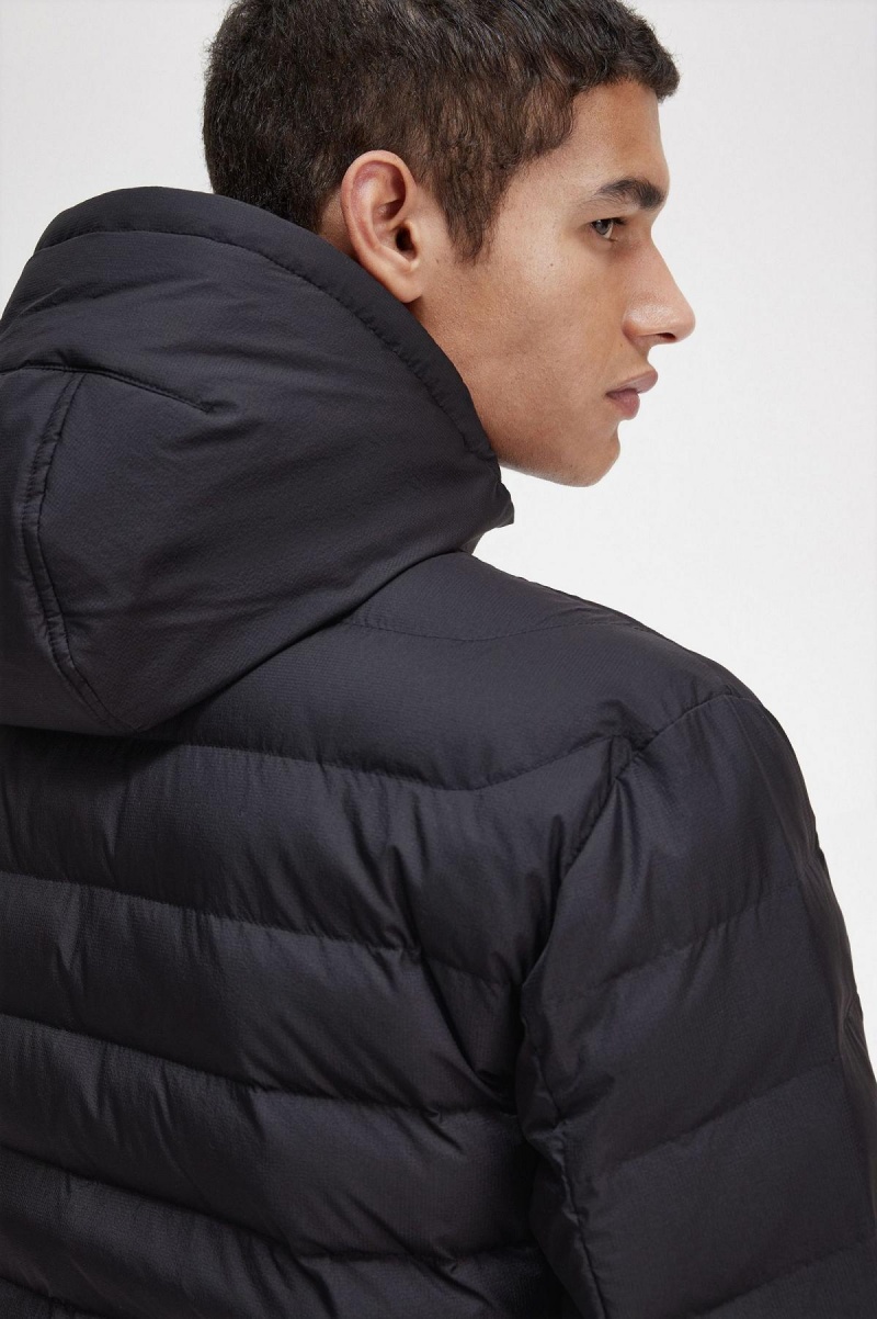Fred Perry Mit Kapuze Insulated Mäntel Herren Schwarz | LCHTR30524