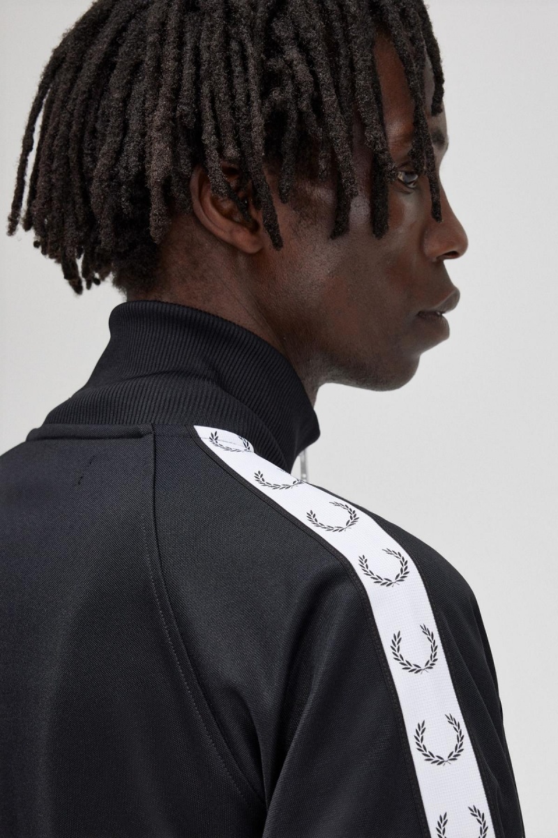 Fred Perry Taped Track Jacket Trainingsanzug Herren Schwarz | DCHVO54394
