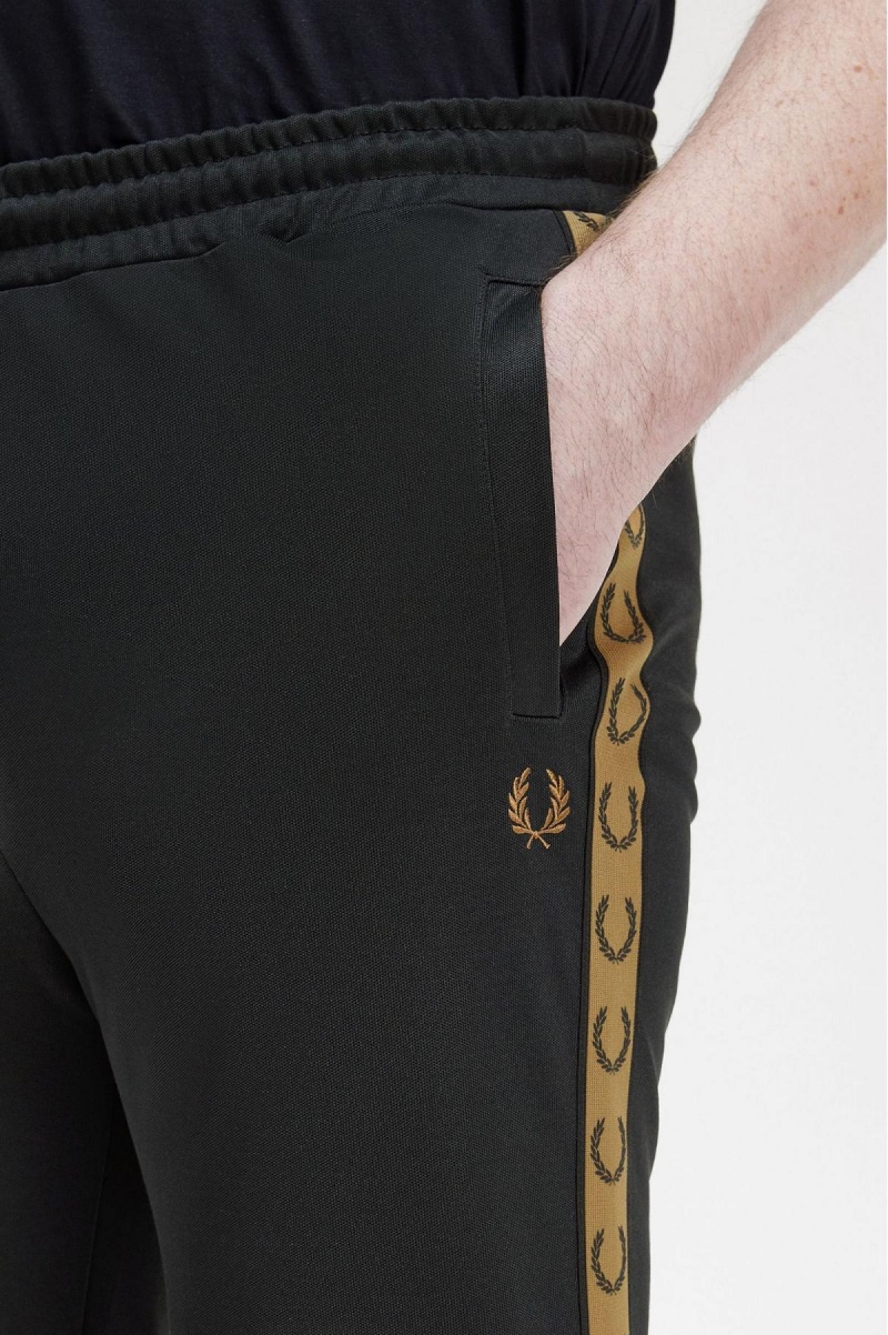 Fred Perry Taped Track Pants Trainingsanzug Herren Schwarz | SCHVO52955