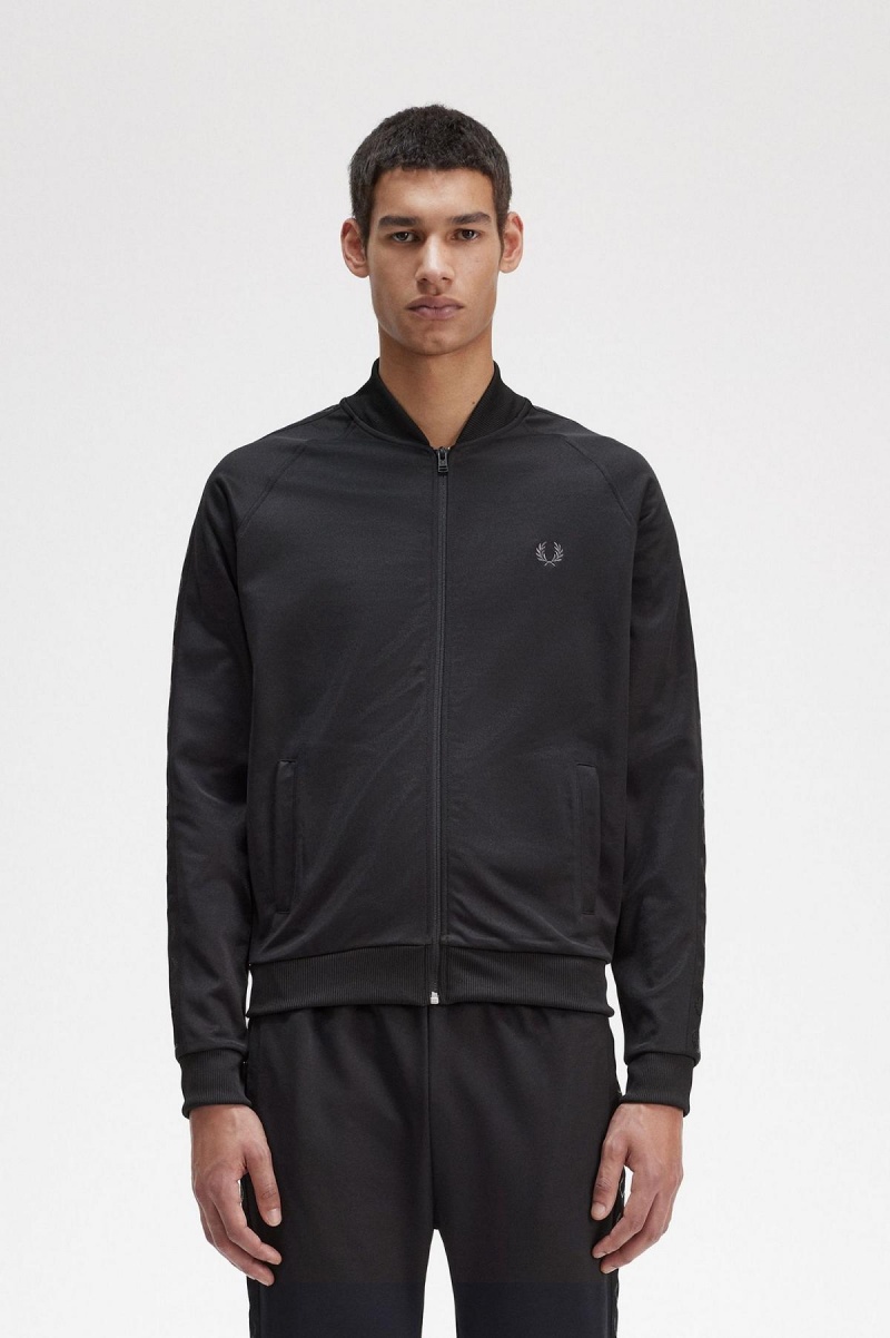 Fred Perry Tonal Tape Track Jacket Trainingsanzug Herren Schwarz | PCHER18025